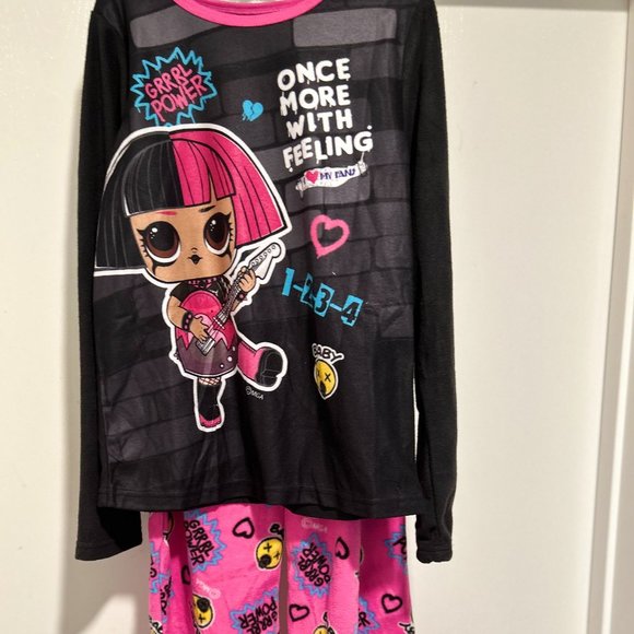 SHARING YOURS AND MINE LIVE SHOW - Picture 11 of 16